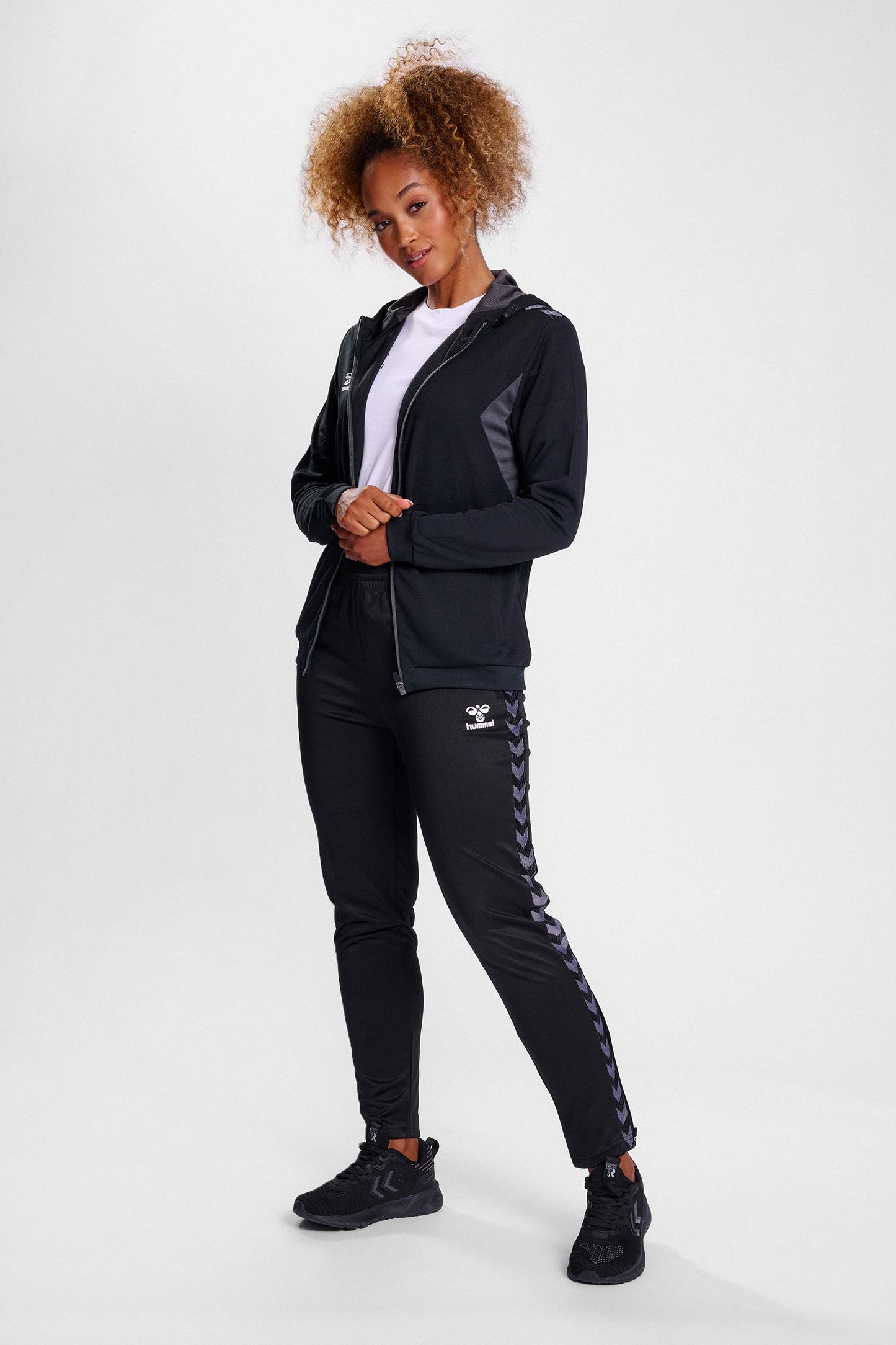 HUMMEL - Hmlauthentic Pl Zip Hoodie Woman - Black