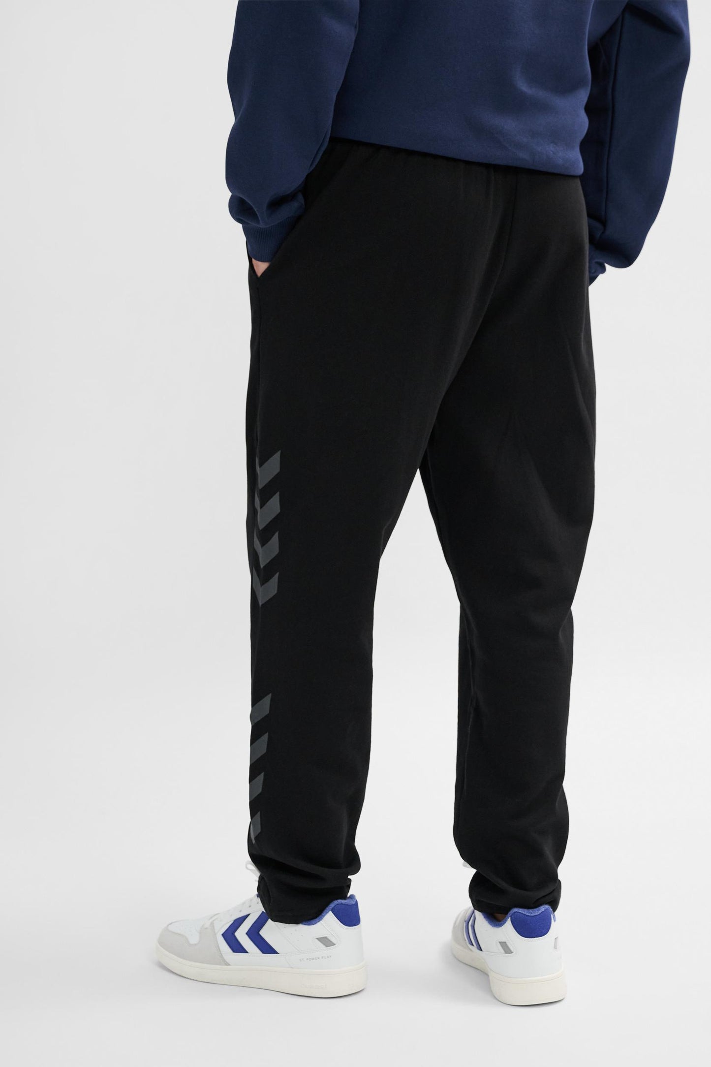 HUMMEL - Hmllegacy Tapered Pants - Black