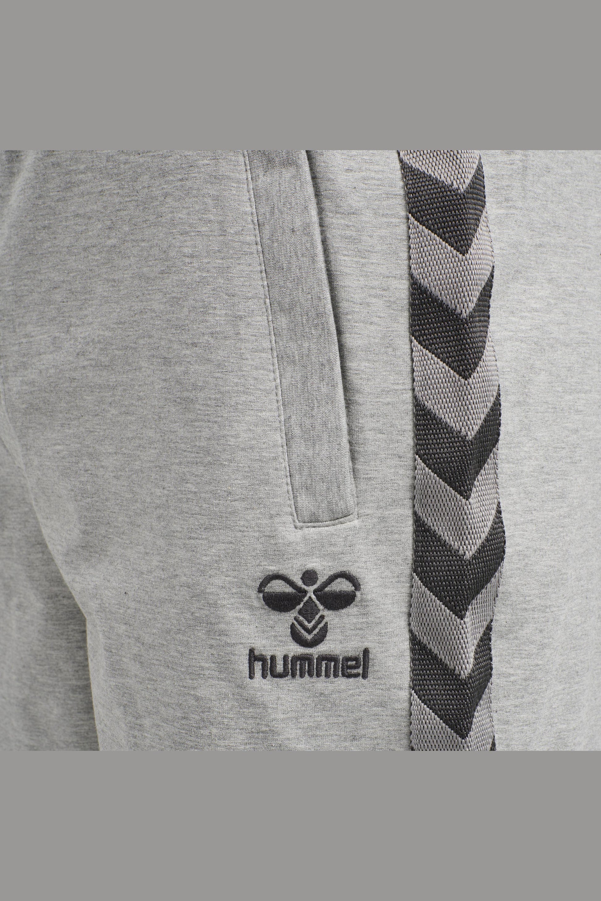 HUMMEL - Hmlmove Classic Shorts - Grey Melange