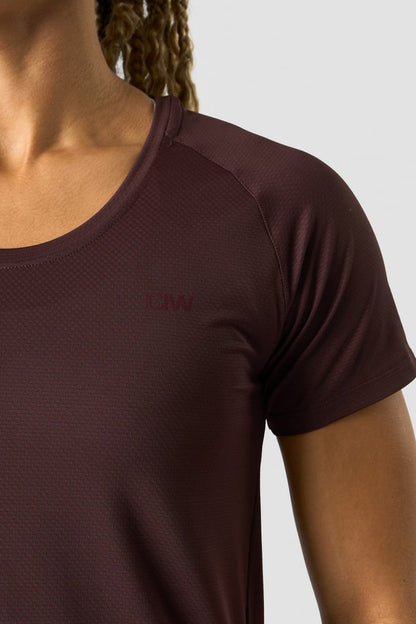 stride t-shirt wmn burgundy